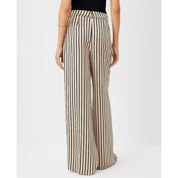 NWT Ann Taylor pleated Wide-leg Pant in Satin Size 8P - Picture 2 of 8
